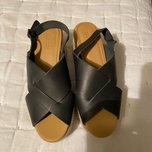 Soludos black sandals, size 7
